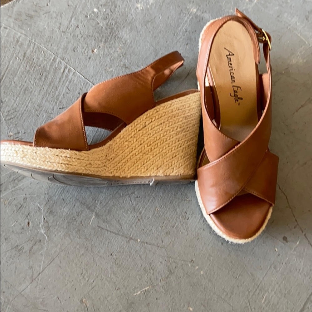 Size 8 light brown wedges